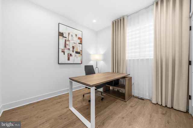 2040 TYSONS RIDGELINE RD, Falls Church, VA 22043