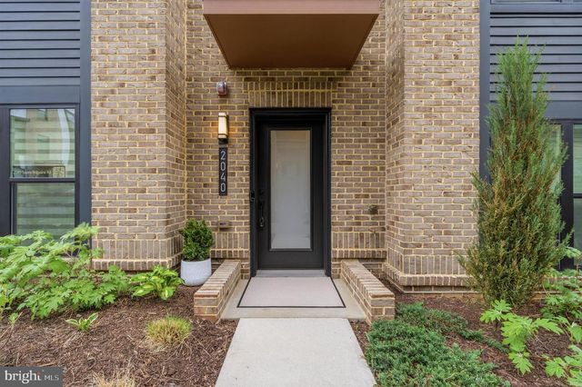 2040 TYSONS RIDGELINE RD, Falls Church, VA 22043