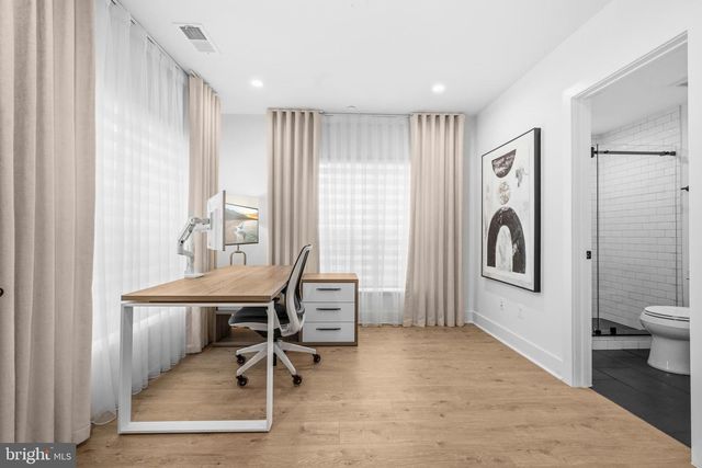 2040 TYSONS RIDGELINE RD, Falls Church, VA 22043