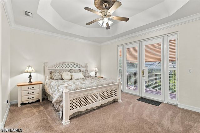 1289 Barrigona CT, Naples, FL 34119