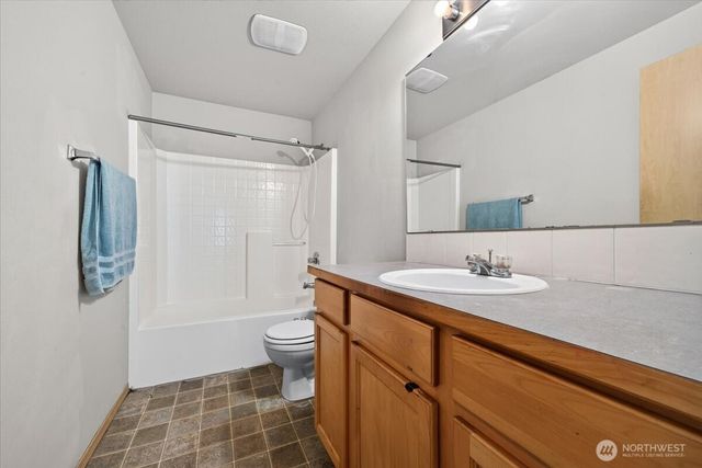 7240 177th Street E, Puyallup, WA 98375