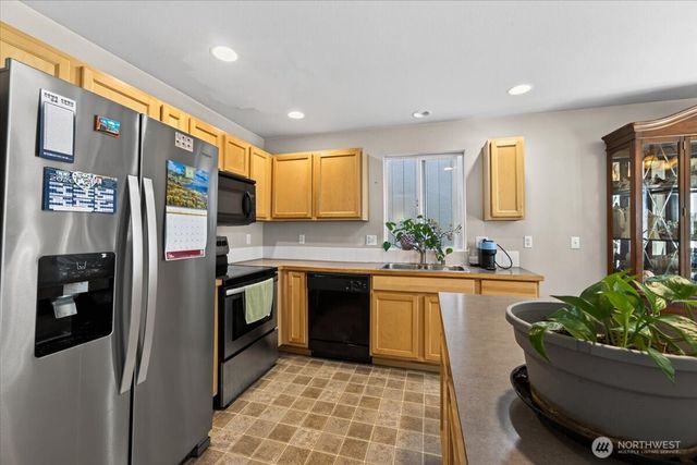 7240 177th Street E, Puyallup, WA 98375