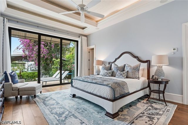 1870 4th ST S, Naples, FL 34102