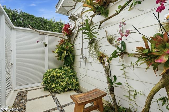 1870 4th ST S, Naples, FL 34102
