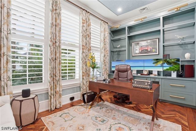1870 4th ST S, Naples, FL 34102