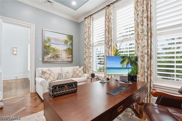 1870 4th ST S, Naples, FL 34102