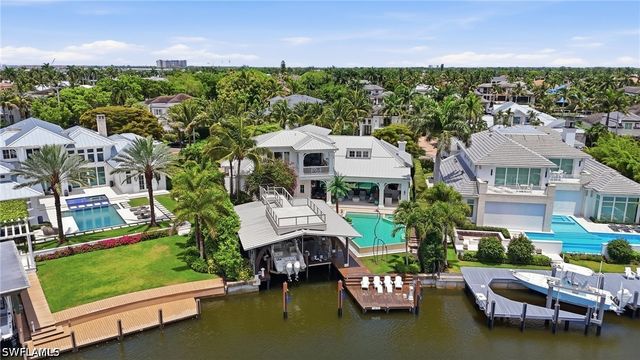1870 4th ST S, Naples, FL 34102