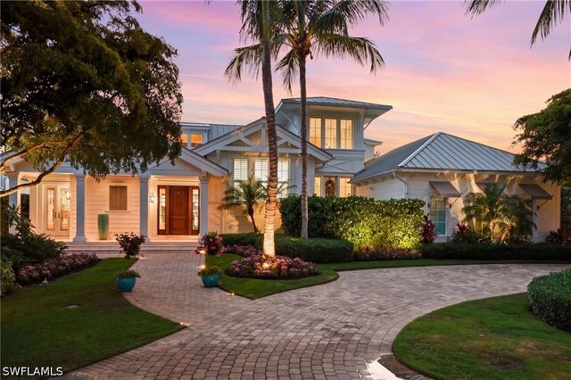1870 4th ST S, Naples, FL 34102