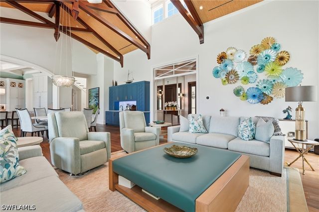 1870 4th ST S, Naples, FL 34102