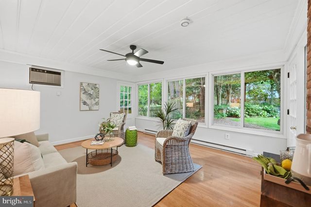 5910 OVERLEA RD, Bethesda, MD 20816