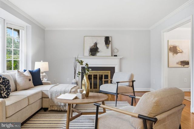 5910 OVERLEA RD, Bethesda, MD 20816
