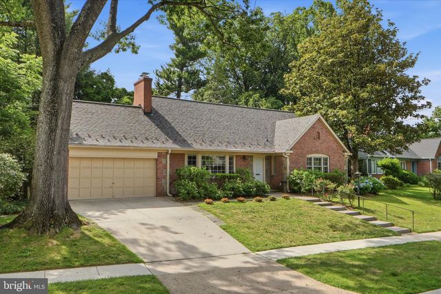 5910 OVERLEA RD, Bethesda, MD 20816