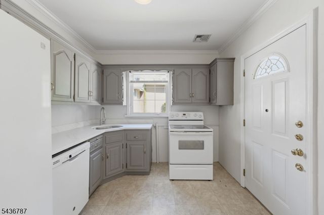 219 Magie Ave, Roselle Park Boro, NJ 07204