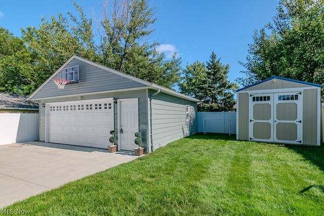 1701 Maple Street, Wickliffe, OH 44092