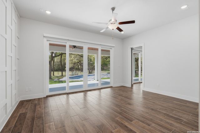 259 shepherds crook, Helotes, TX 78023