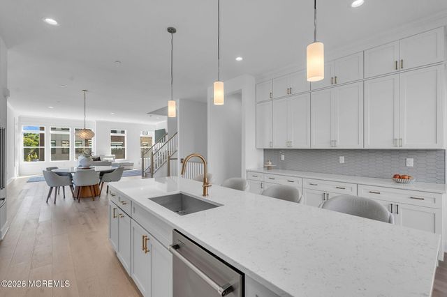 38 Waller Drive, Middletown, NJ 07748
