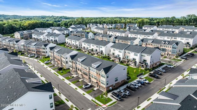 38 Waller Drive, Middletown, NJ 07748