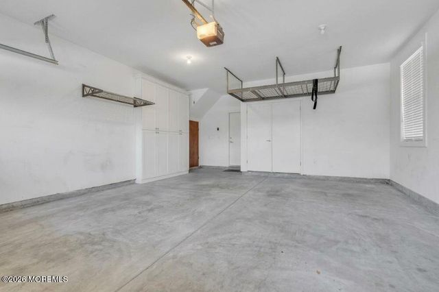 38 Waller Drive, Middletown, NJ 07748