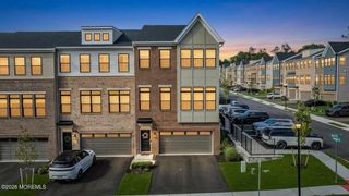 38 Waller Drive, Middletown, NJ 07748