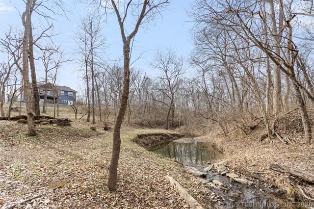 11802 S Hickory Lane, Claremore, OK 74017