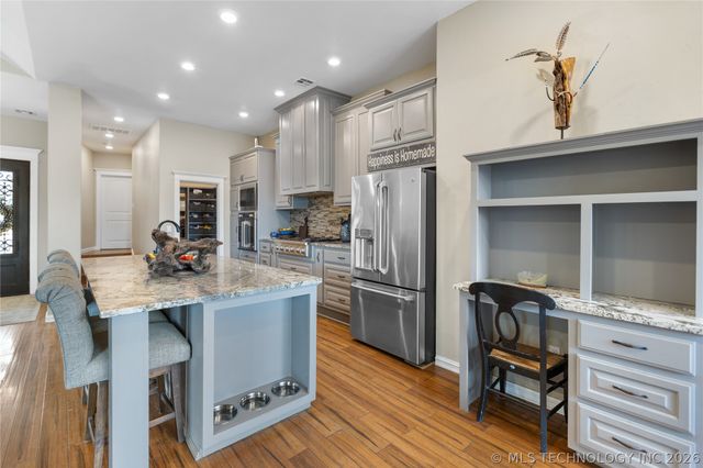 11802 S Hickory Lane, Claremore, OK 74017