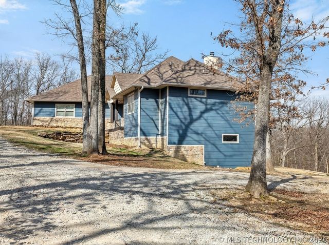 11802 S Hickory Lane, Claremore, OK 74017