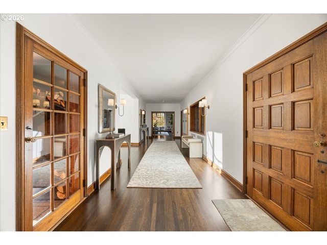 1840 Sw HAWTHORNE Ter, Portland, OR 97201