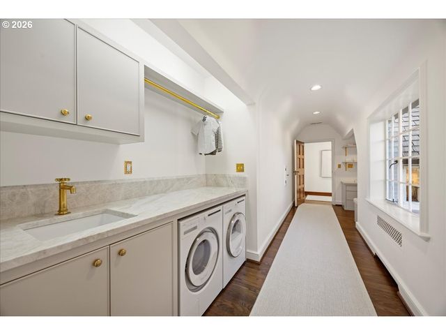 1840 Sw HAWTHORNE Ter, Portland, OR 97201