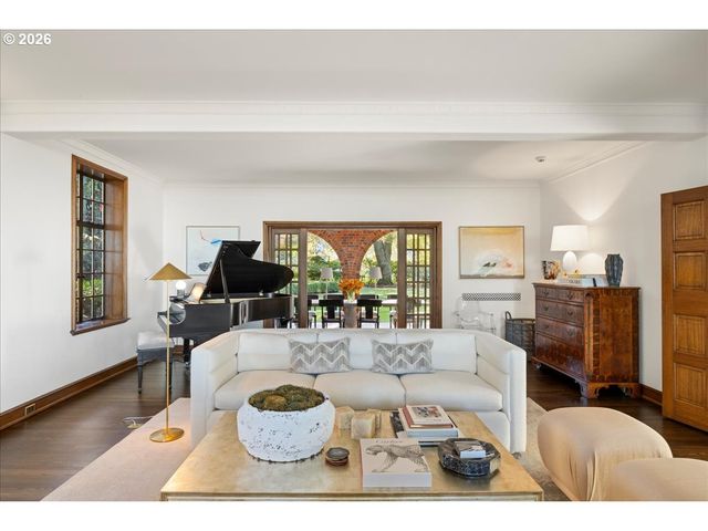 1840 Sw HAWTHORNE Ter, Portland, OR 97201
