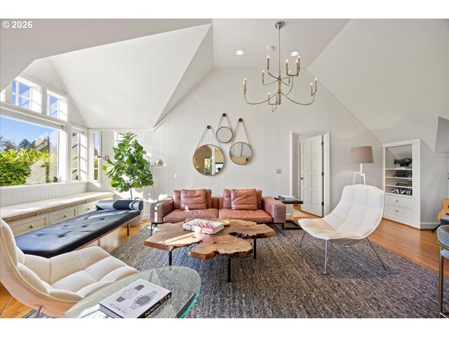 1840 Sw HAWTHORNE Ter, Portland, OR 97201