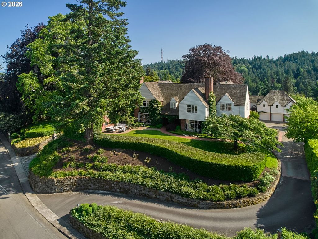 1840 Sw HAWTHORNE Ter, Portland, OR 97201