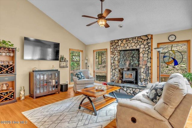 5505 Fredeen Court, Emerald Isle, NC 28594