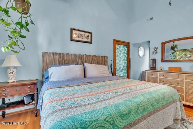 5505 Fredeen Court, Emerald Isle, NC 28594