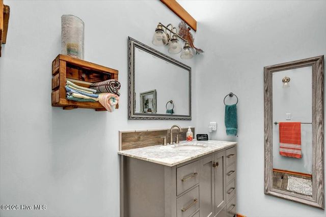 5505 Fredeen Court, Emerald Isle, NC 28594