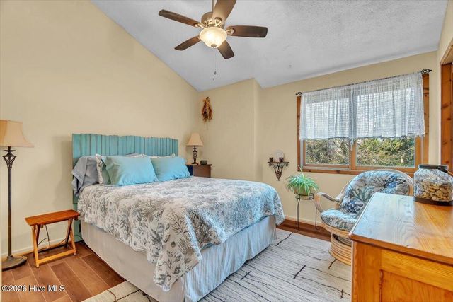 5505 Fredeen Court, Emerald Isle, NC 28594