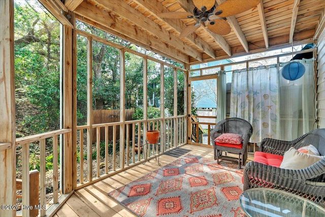 5505 Fredeen Court, Emerald Isle, NC 28594