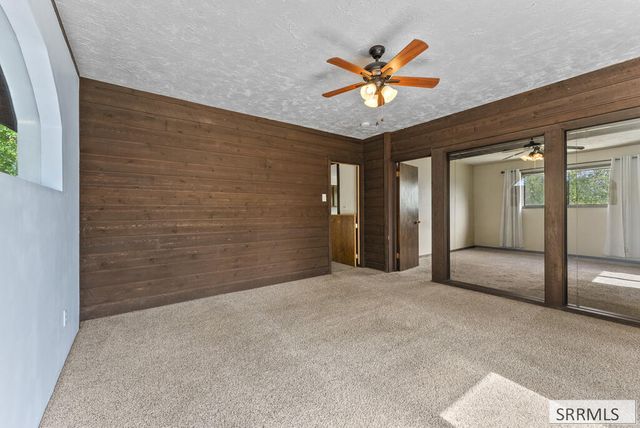4011 E 49th S, Ammon, ID 83406
