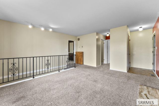 4011 E 49th S, Ammon, ID 83406