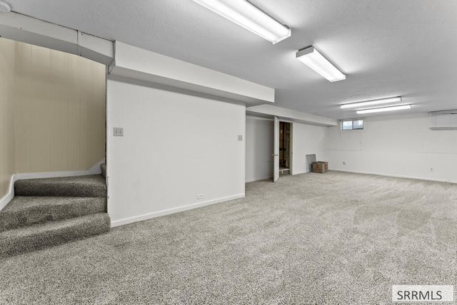 4011 E 49th S, Ammon, ID 83406