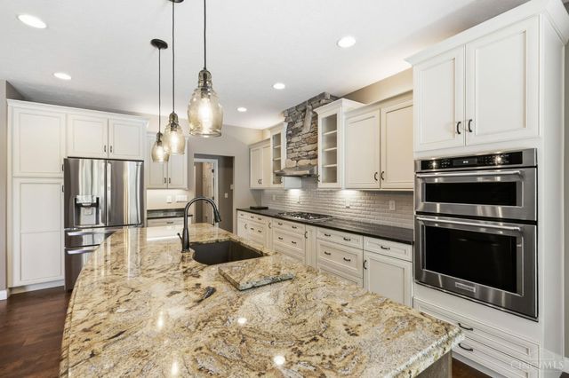 809 Morgan Drive, Monroe, OH 45050