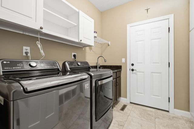 809 Morgan Drive, Monroe, OH 45050