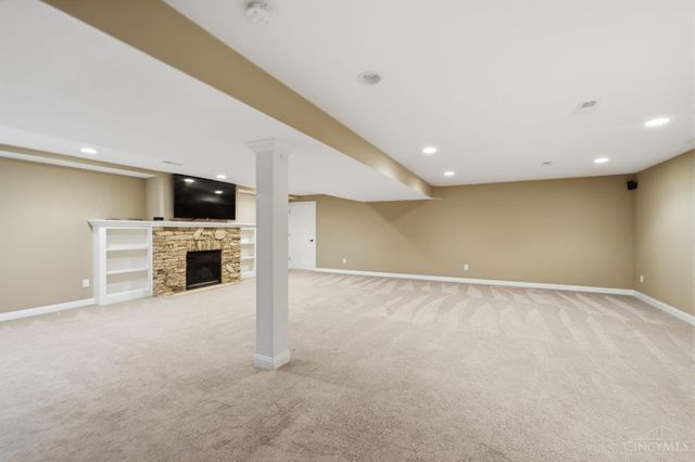 809 Morgan Drive, Monroe, OH 45050