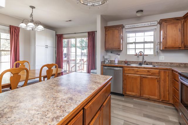 4465 W Normal Street, Springfield, MO 65802