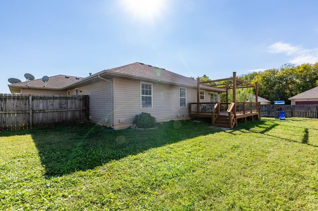 4465 W Normal Street, Springfield, MO 65802