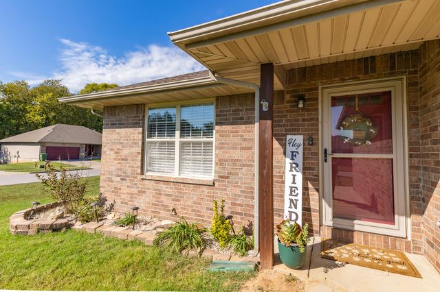 4465 W Normal Street, Springfield, MO 65802