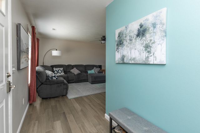 4465 W Normal Street, Springfield, MO 65802