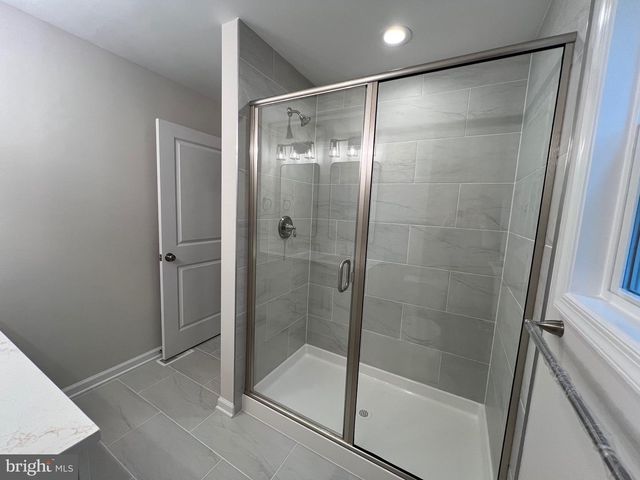 633 SHOREWOOD DR, Colonial Beach, VA 22443