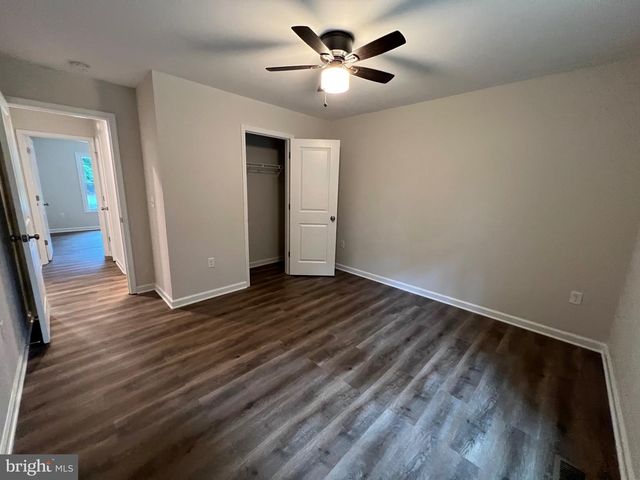 633 SHOREWOOD DR, Colonial Beach, VA 22443