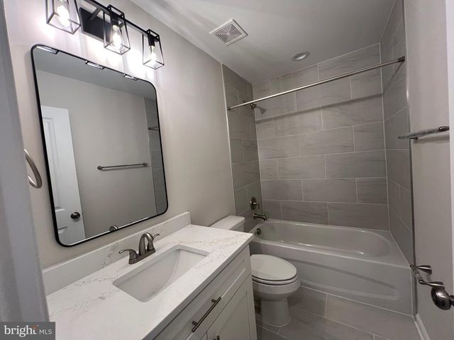 633 SHOREWOOD DR, Colonial Beach, VA 22443