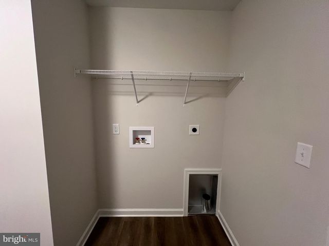 633 SHOREWOOD DR, Colonial Beach, VA 22443